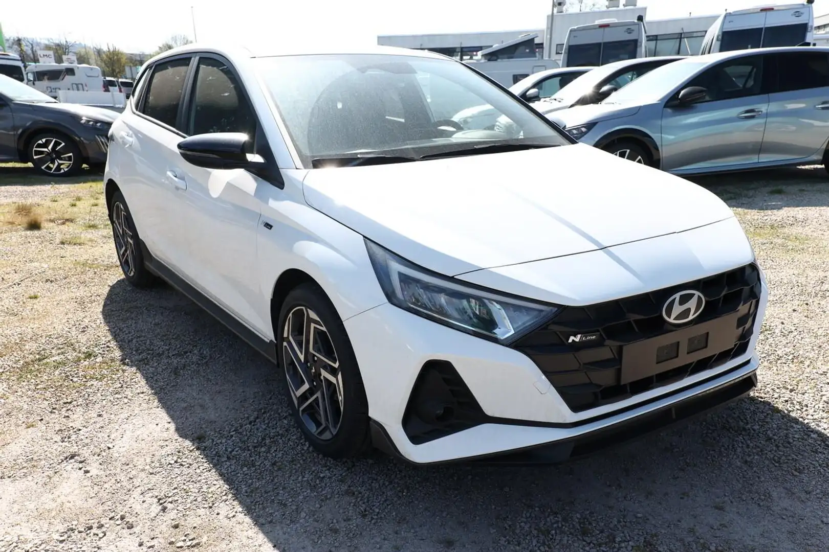 Hyundai i20 N Line 1.0 TGDI 100 DCT N-Line Nav LED SHZ Kam ... Weiß - 2
