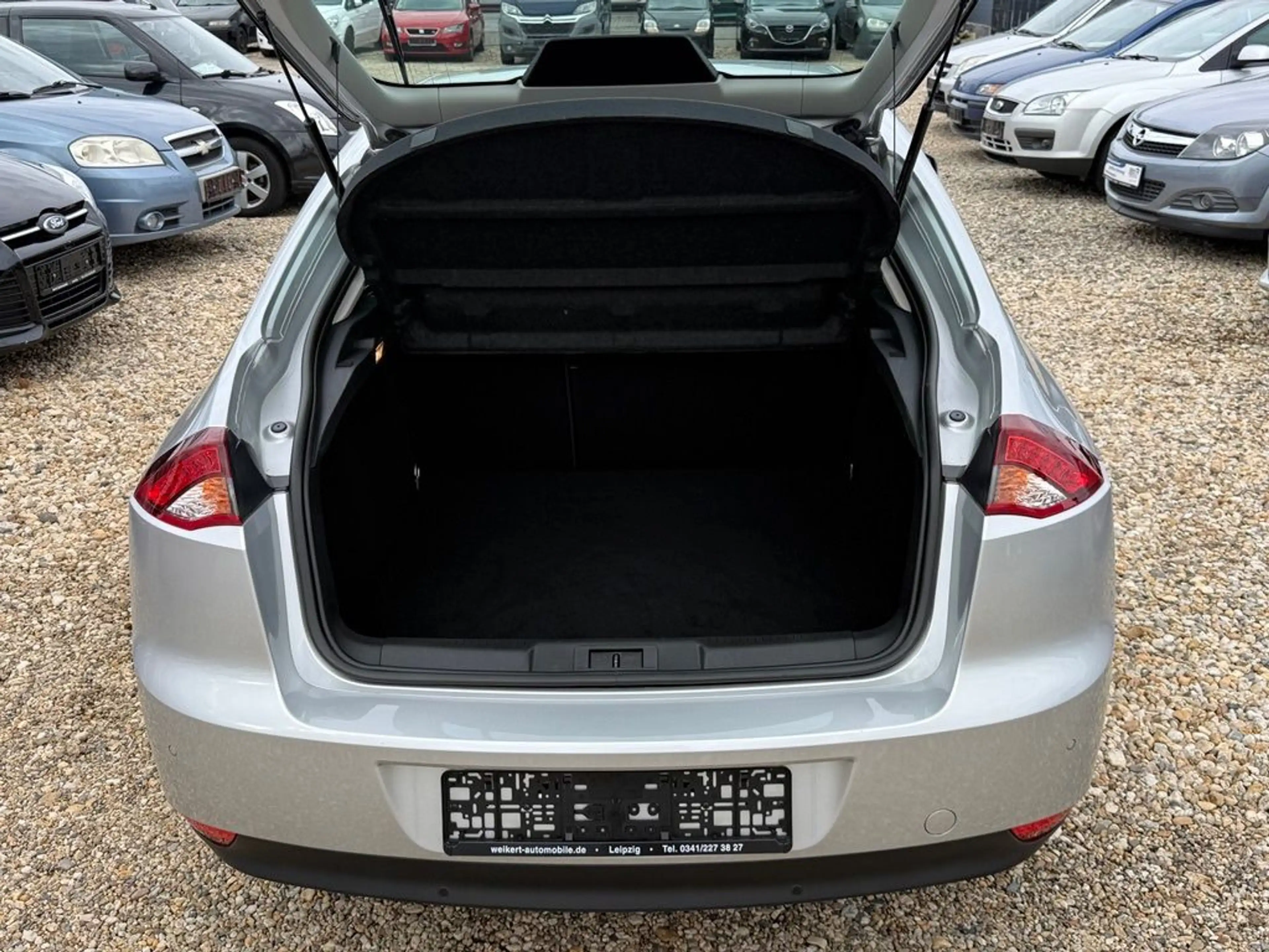 Renault Laguna 2.0 Navi/PDC/keyless/Klima/erst 40 TKM!!! — photo 6