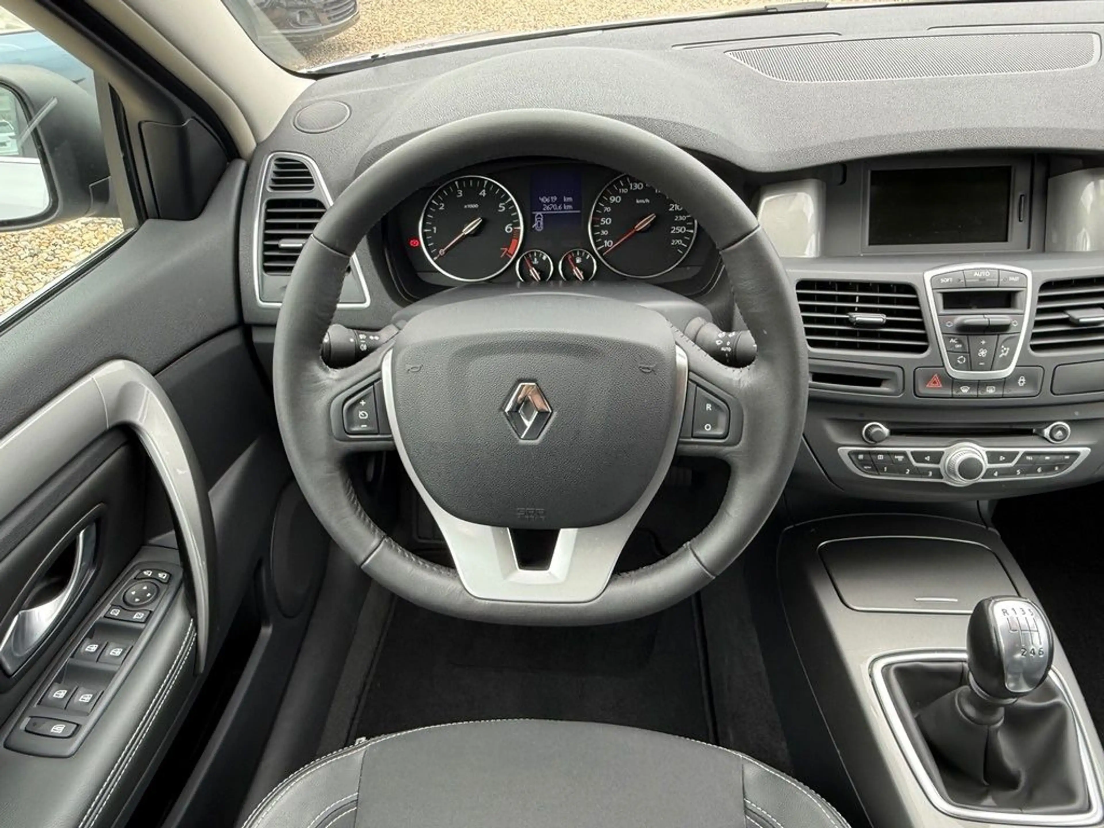Renault Laguna 2.0 Navi/PDC/keyless/Klima/erst 40 TKM!!! — photo 10
