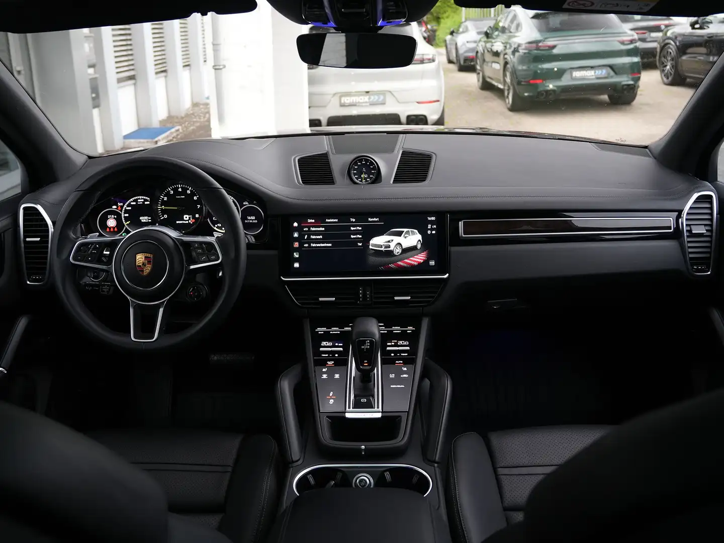 Porsche Cayenne E-Hybrid SPORTDESIGN-HINTERACHSL.-PDCC-HUD-VOLL Noir - 2