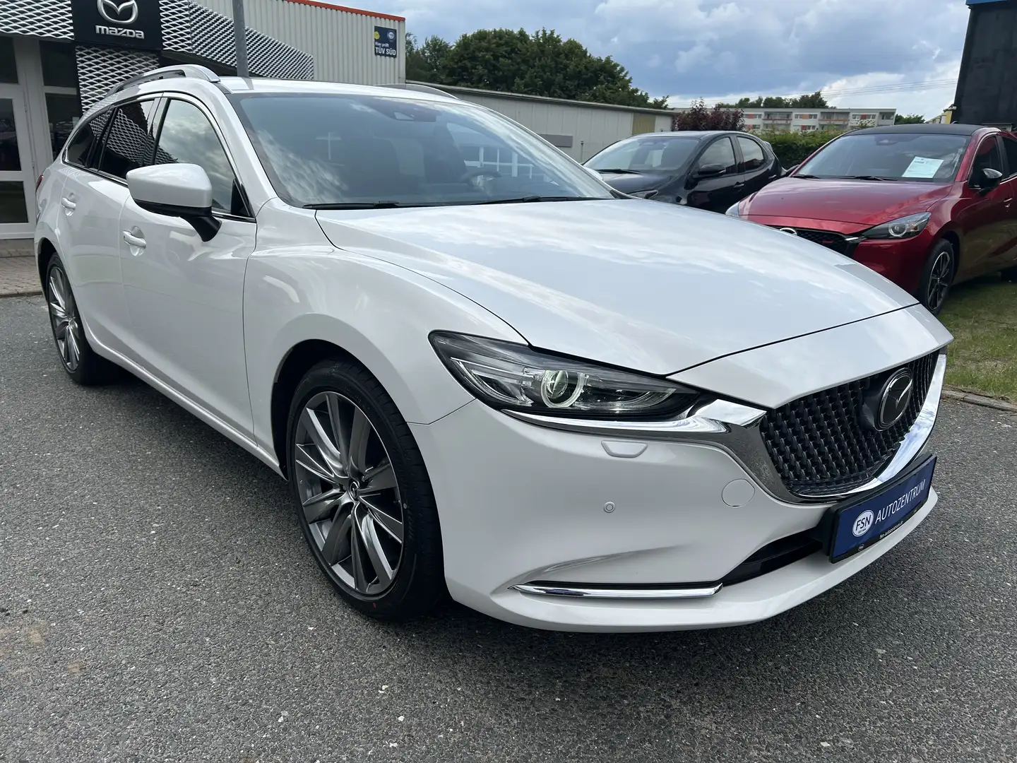 Mazda 6 SK 2.5 194PS AT TAKUMI SUNR Matrix-LED 360° Weiß - 2