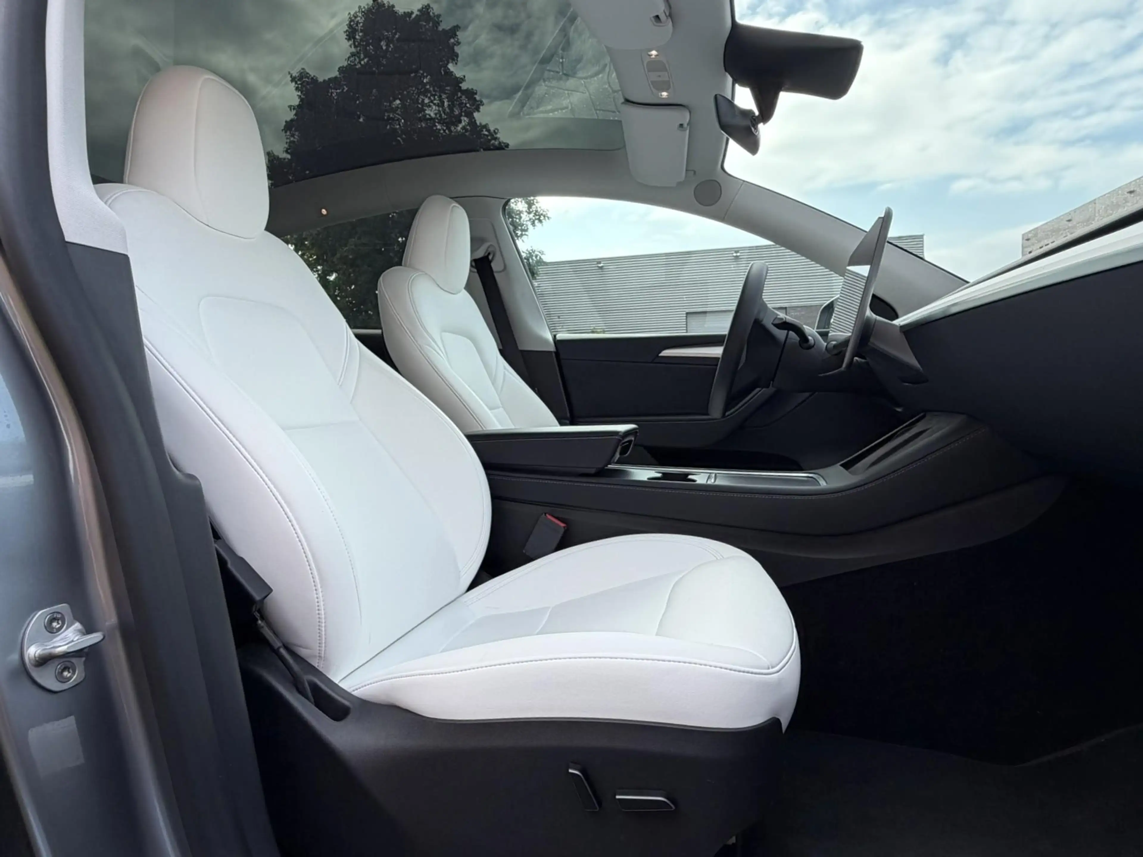 Tesla Model Y Long Range AWD 75 kWh | Trekaak | SoH 94% — photo 8
