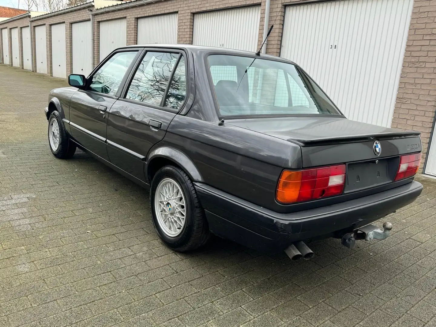 BMW 325 325i Black - 2
