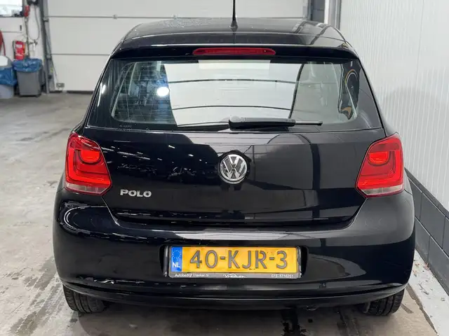 Volkswagen Polo view 6