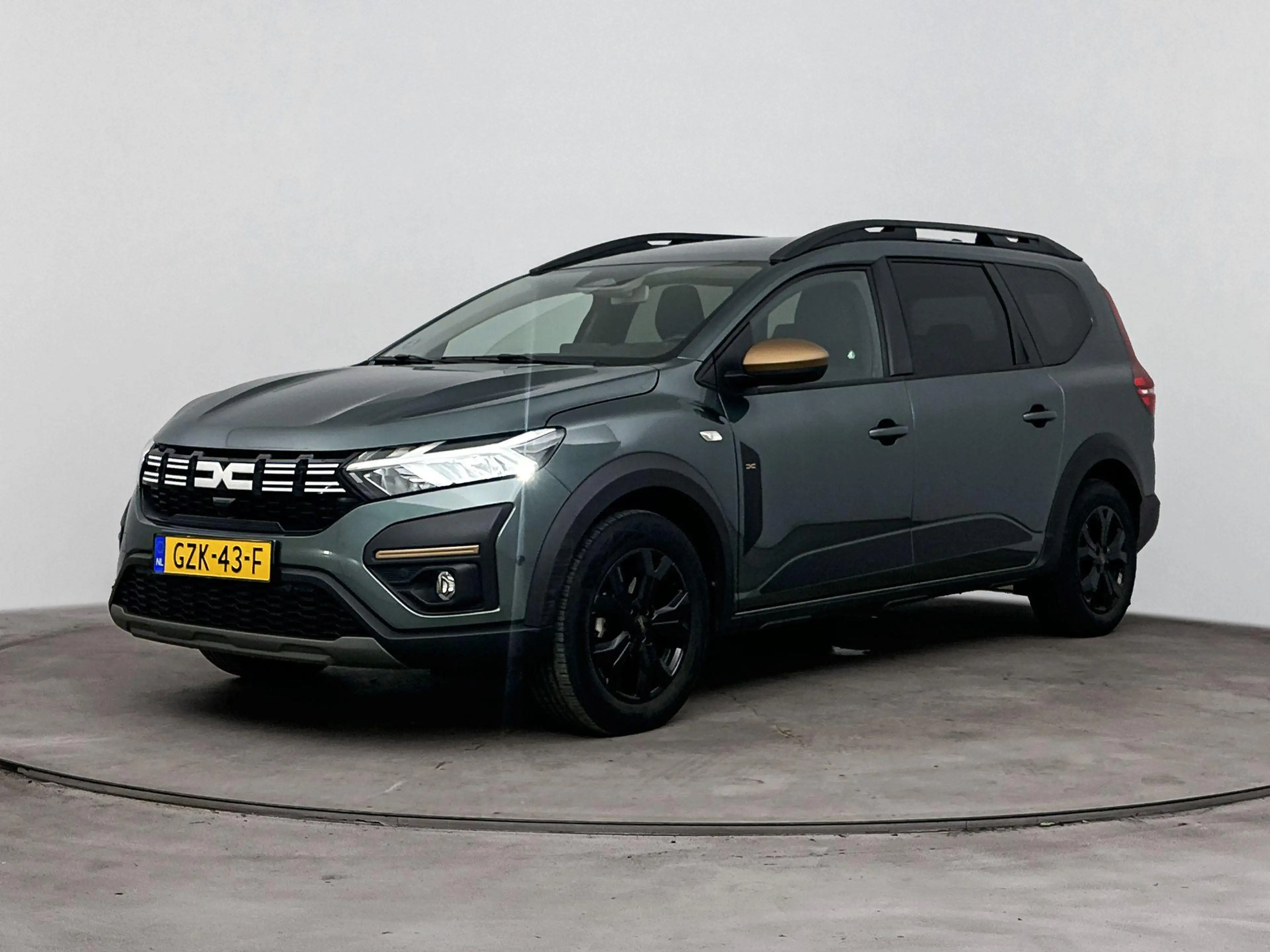 Dacia Jogger 1.6 Hybrid 140 EXTREME 5 PERSOONS | CLIMA | CRUISE — photo 8