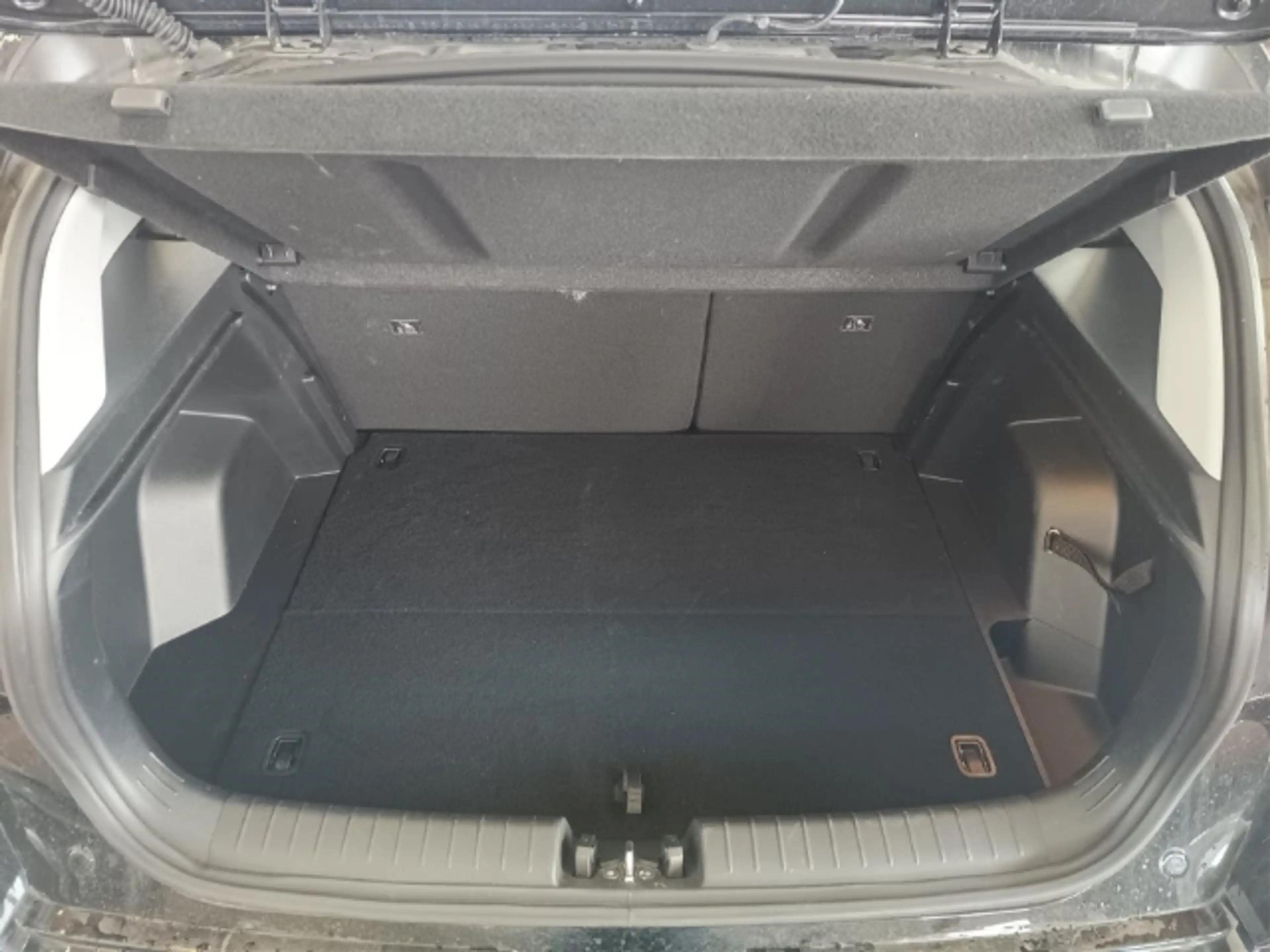 Hyundai BAYON 2WD 1.0 T-GDI Trend Allwetterreifen+Navi+Rückfahrk — photo 12
