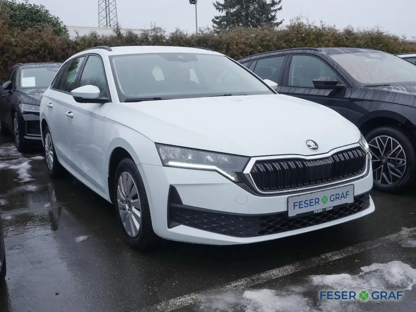 Skoda Octavia Combi 2.0 TDI Essence Sitzh. Smart Link Weiß - 2