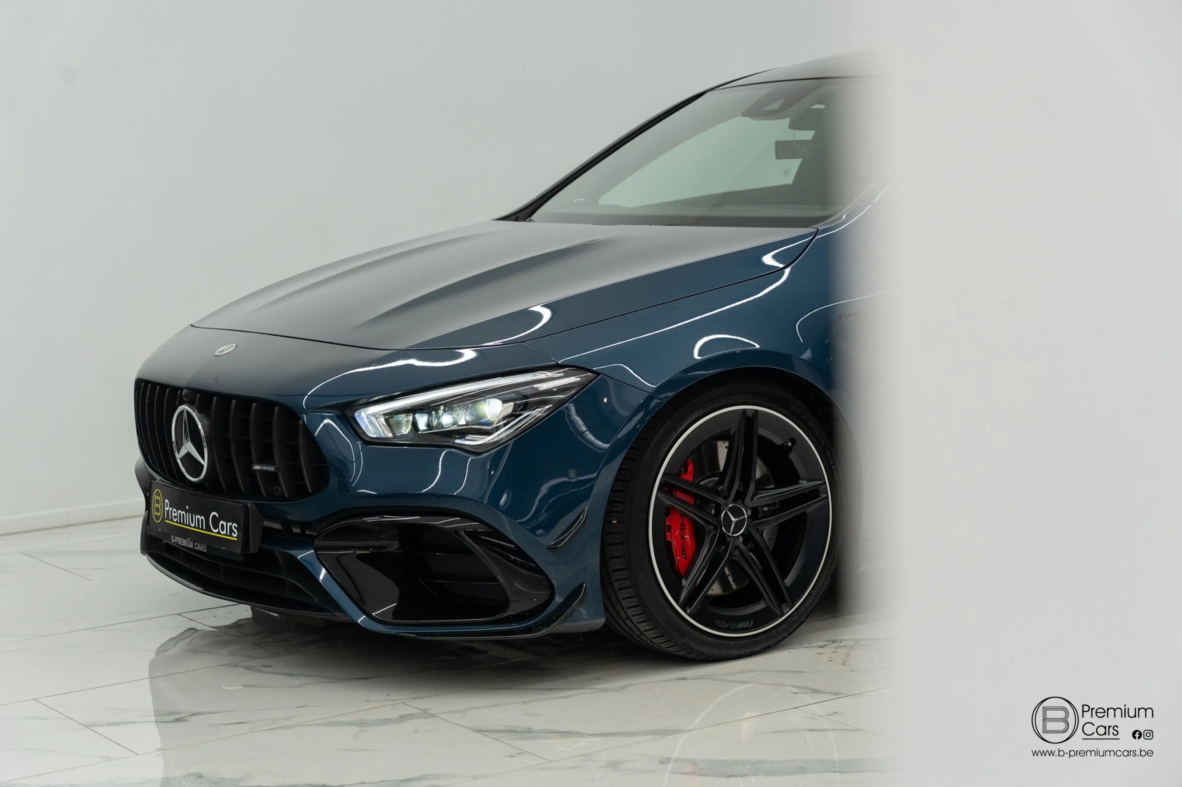 Mercedes-Benz CLA 45 AMG ! Aero pack! Yellow night edition! Full Options! — photo 13