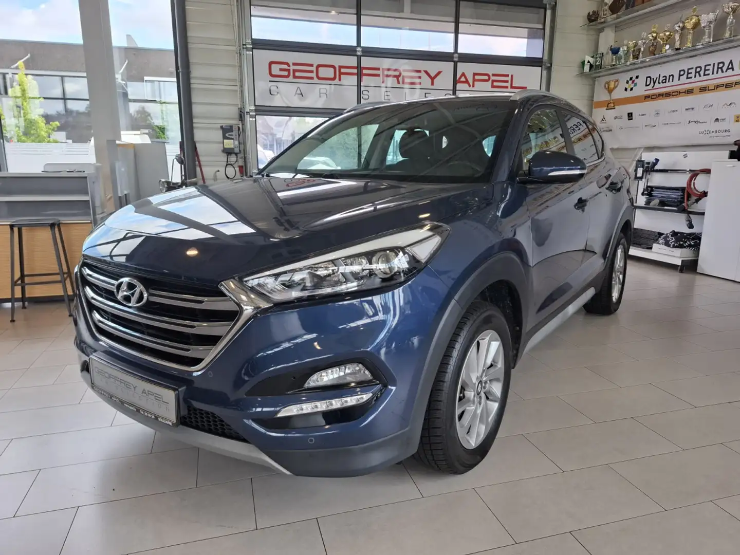 Hyundai TUCSON 1.6 GDI 2WD CUIR NAVI 1 HAND Modrá - 1