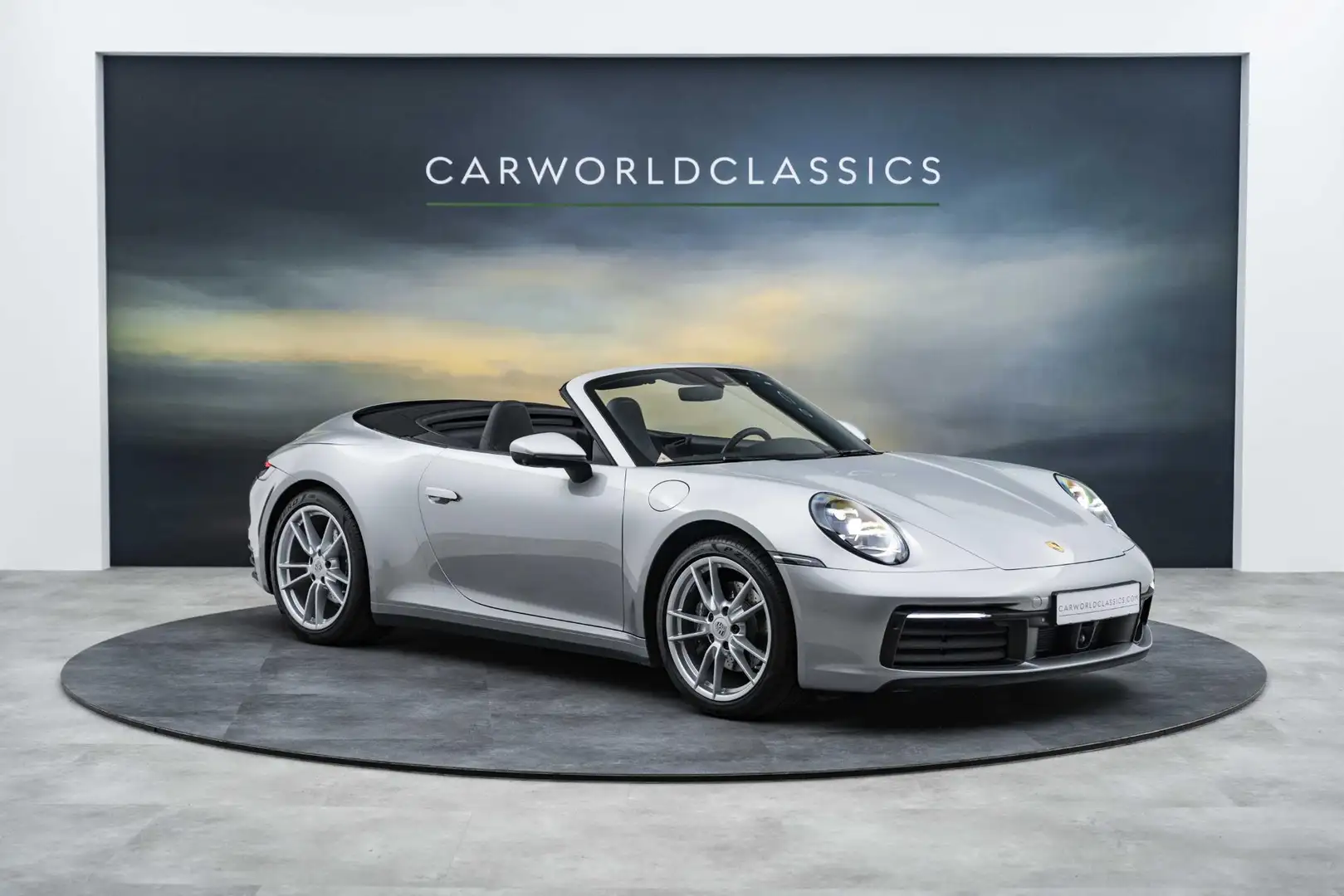 Porsche 992 992 - 3.0 CARRERA CABRIO | 31.000km Zilver - 1