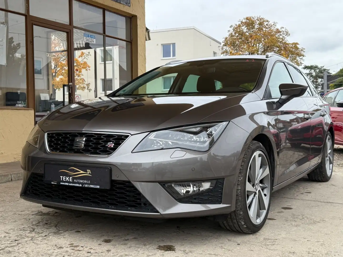SEAT Leon ST FR Pano|Automatik|Tüv Neu|96Tkm| Grau - 2