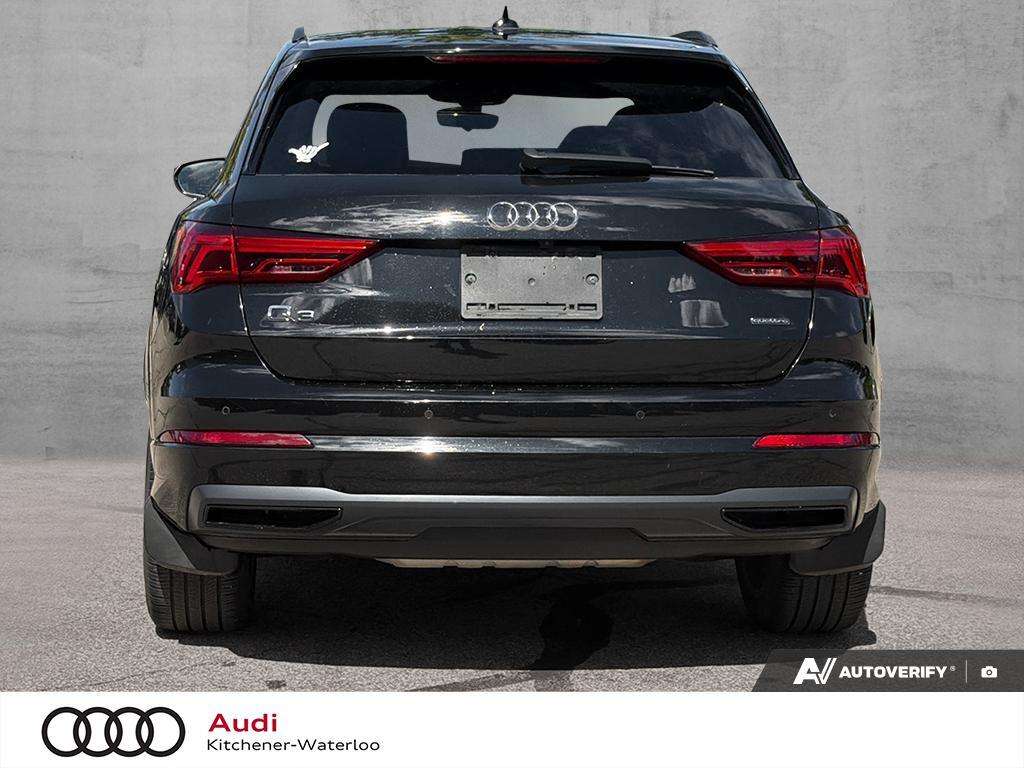 2021 Audi Q3 45 2.0T Komfort quattro 8sp Tiptronic — снимка 1