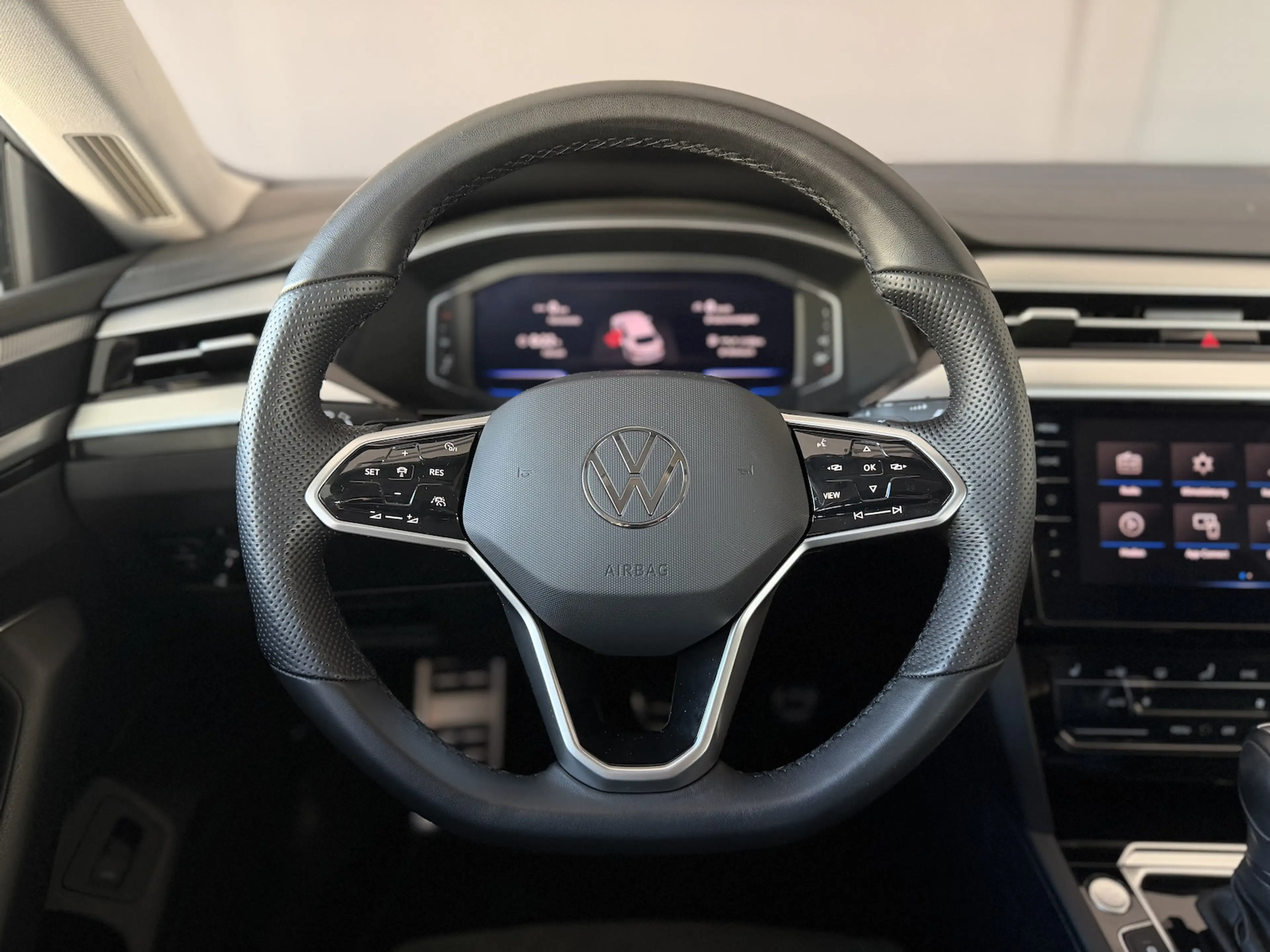 Volkswagen Arteon 2.0 TDI Limo*VIRTUAL*AHK*LED*HEAD-UP*360° — photo 16