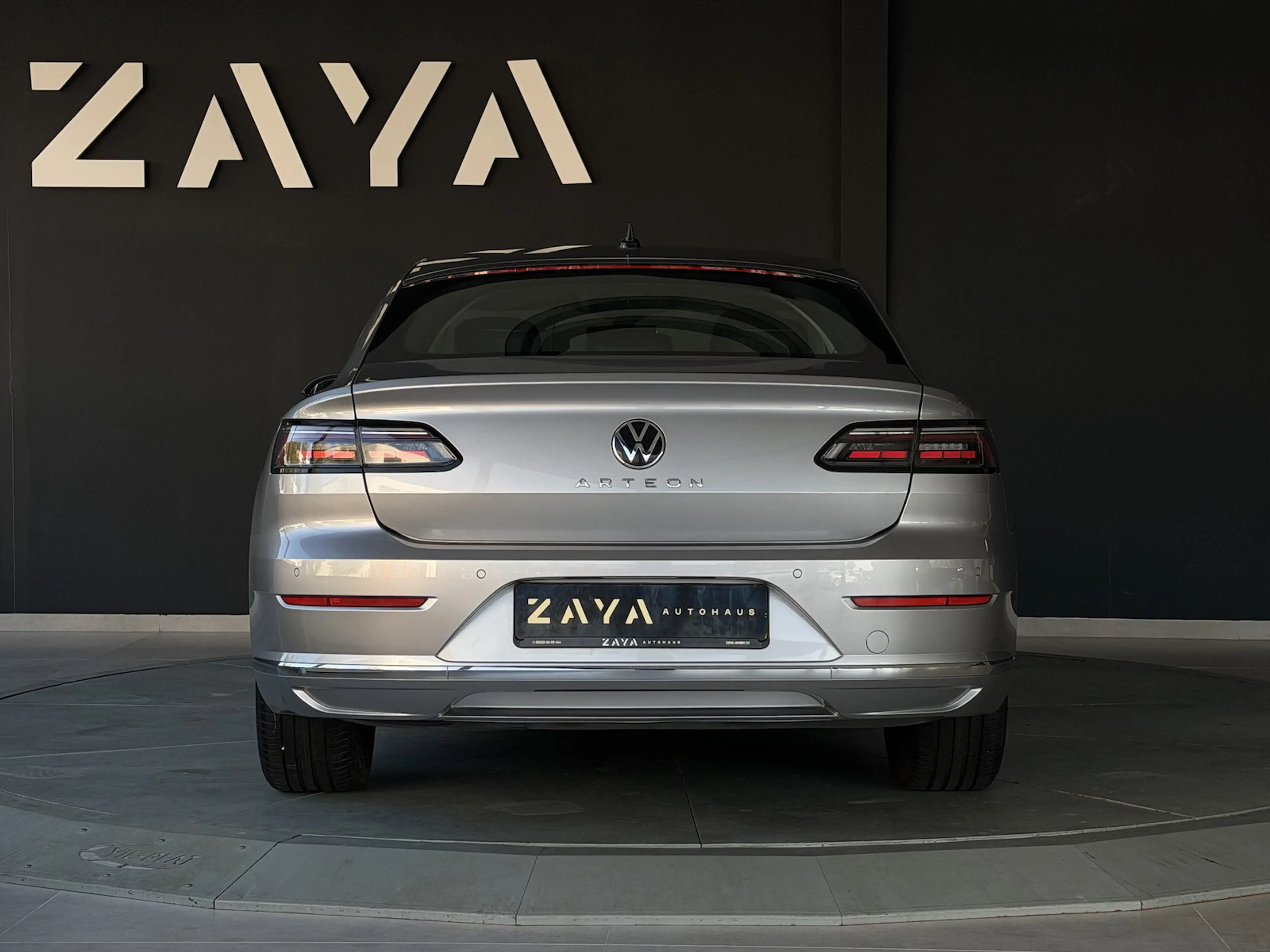 Volkswagen Arteon 2.0 TDI Limo*VIRTUAL*AHK*LED*HEAD-UP*360° — photo 5