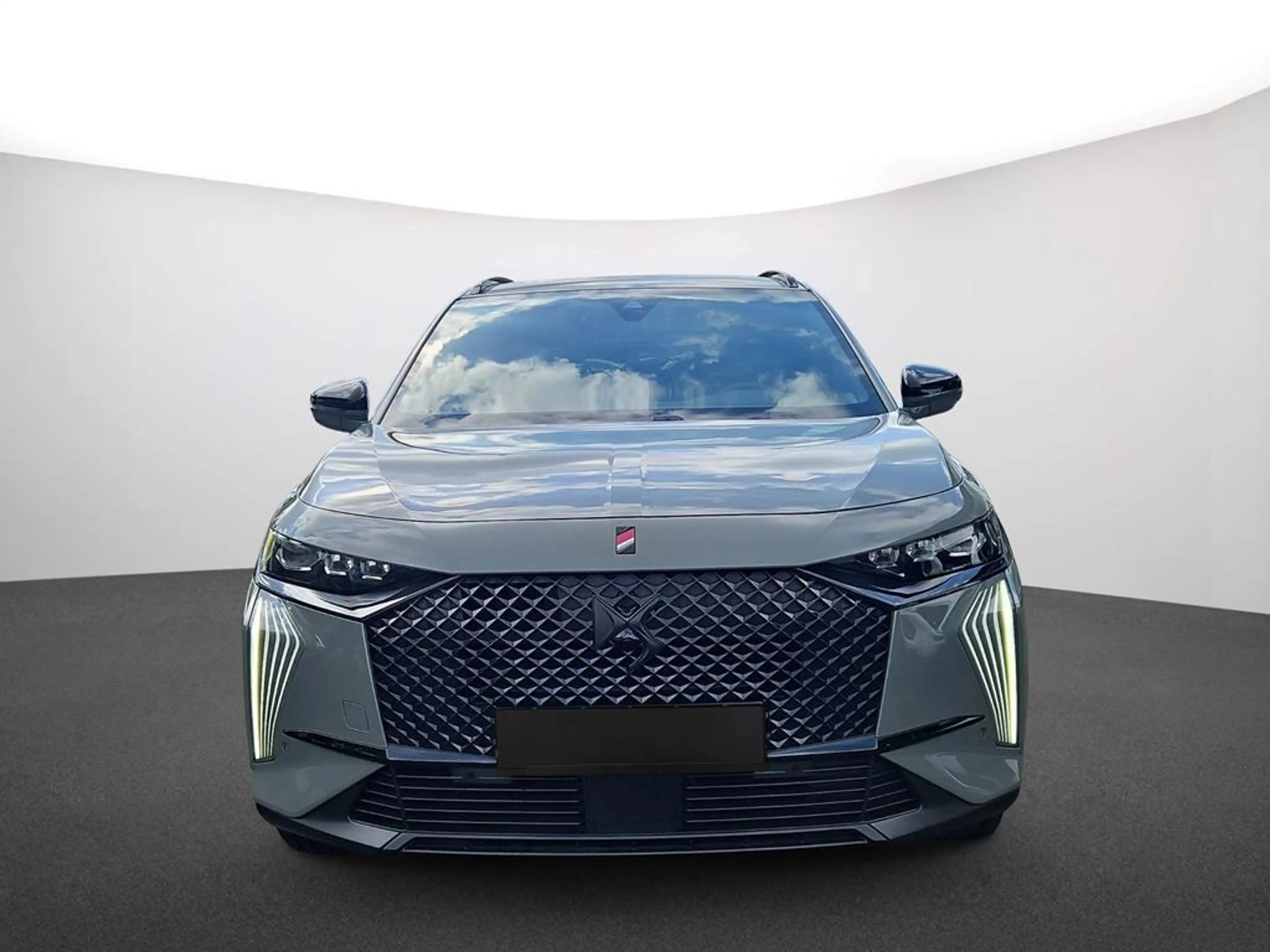DS Automobiles DS 7 DS 7 PERFORMANCE LINE + BlueHDi 130 EAT8 — photo 3