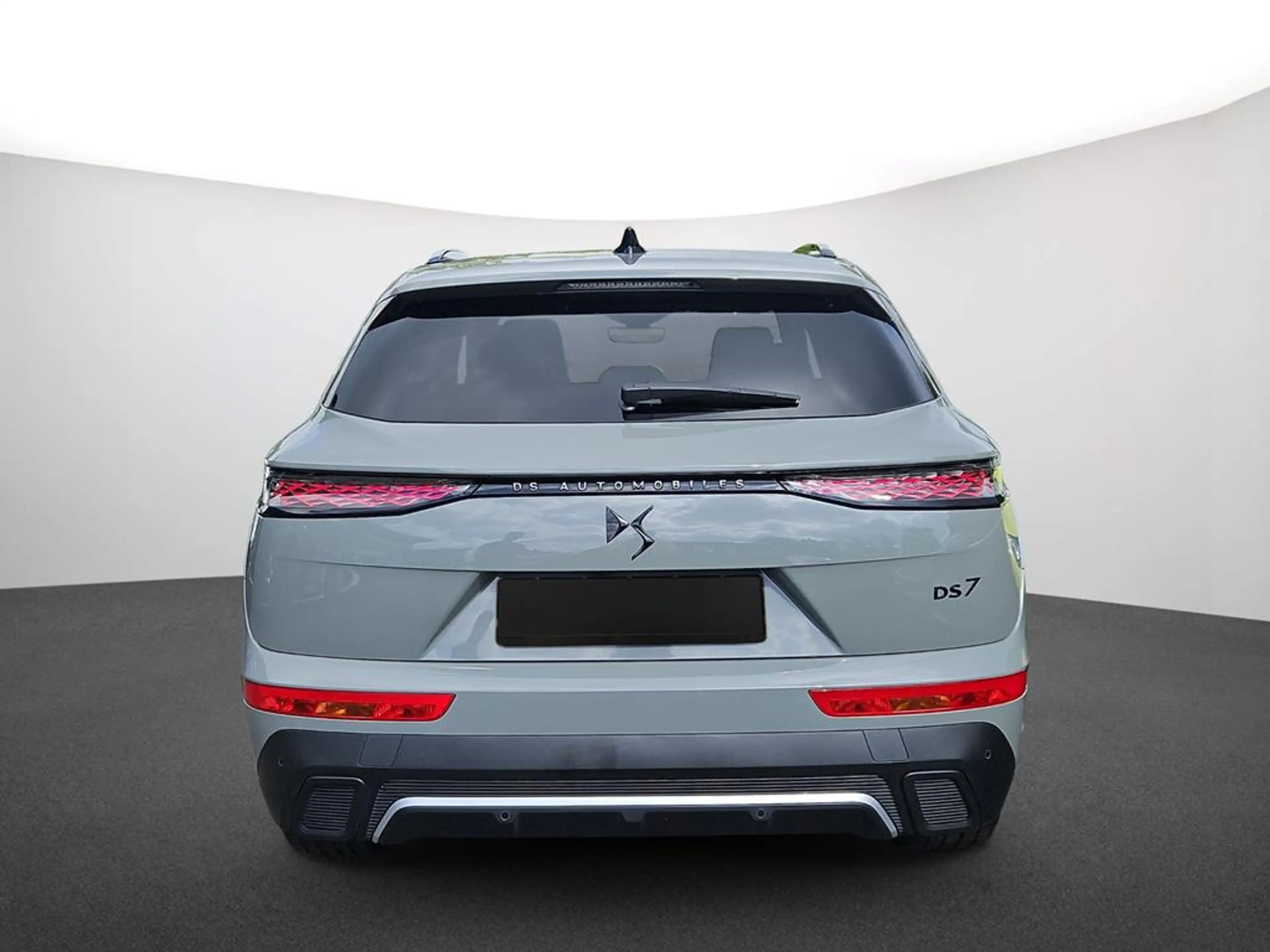 DS Automobiles DS 7 DS 7 PERFORMANCE LINE + BlueHDi 130 EAT8 — photo 4