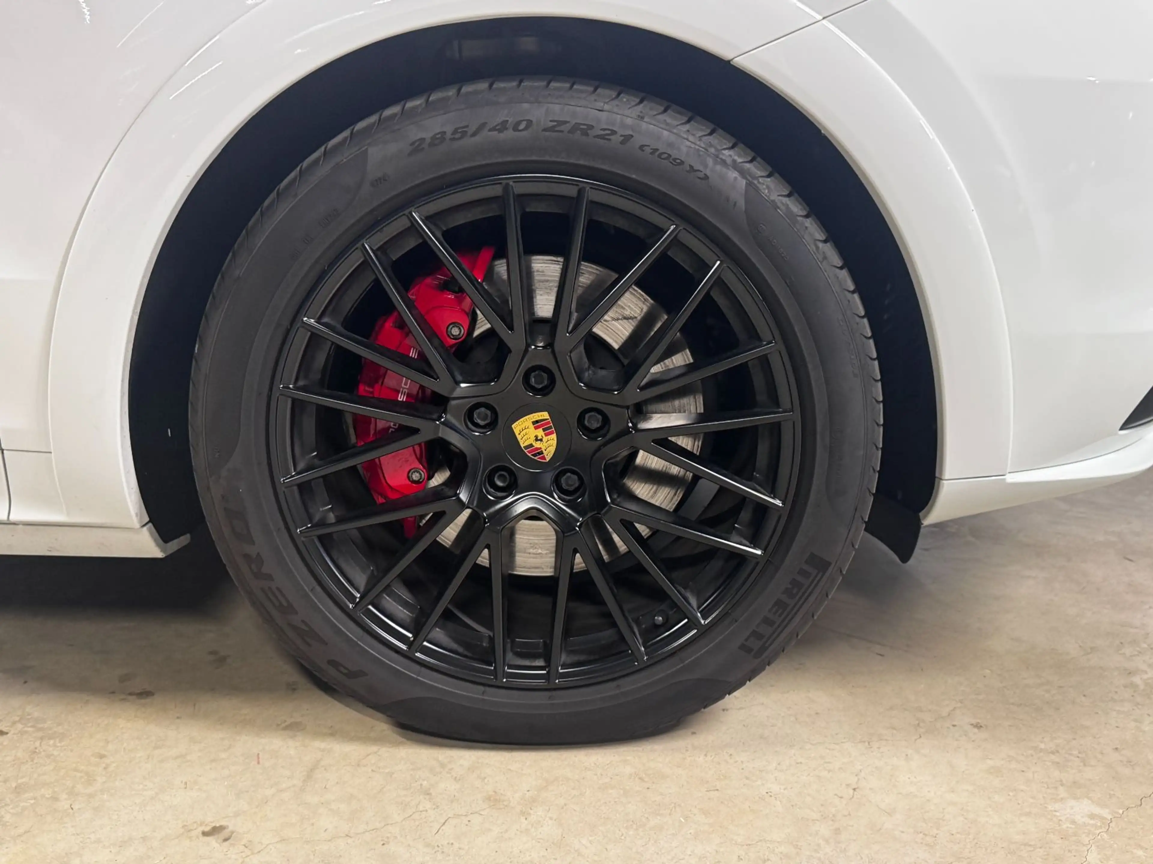 Porsche Cayenne GTS | Luftfederung | BOSE | Standheizung — photo 10