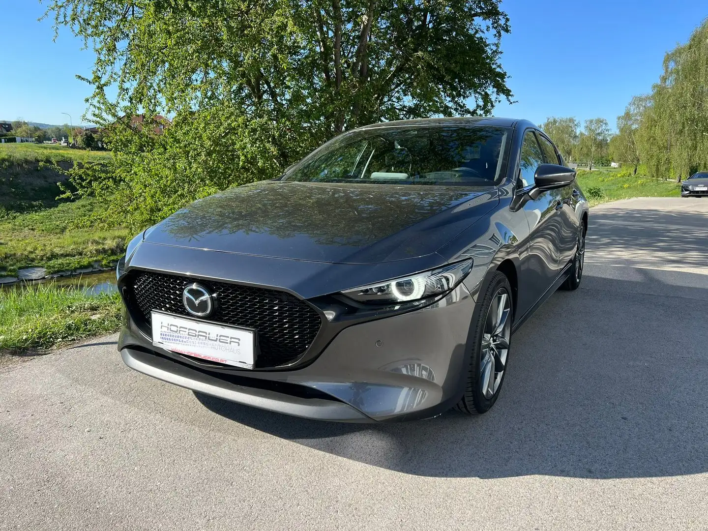 Mazda 3 Lim. 5-trg. Comfort + Grau - 1
