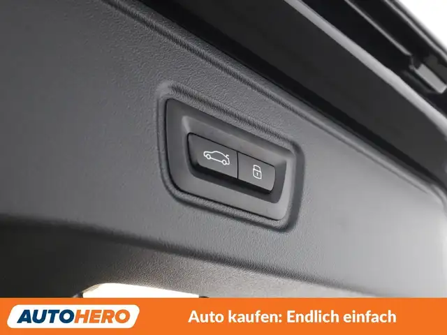 BMW 520 520d Mild-Hybrid xDrive M Sport Ansicht 32