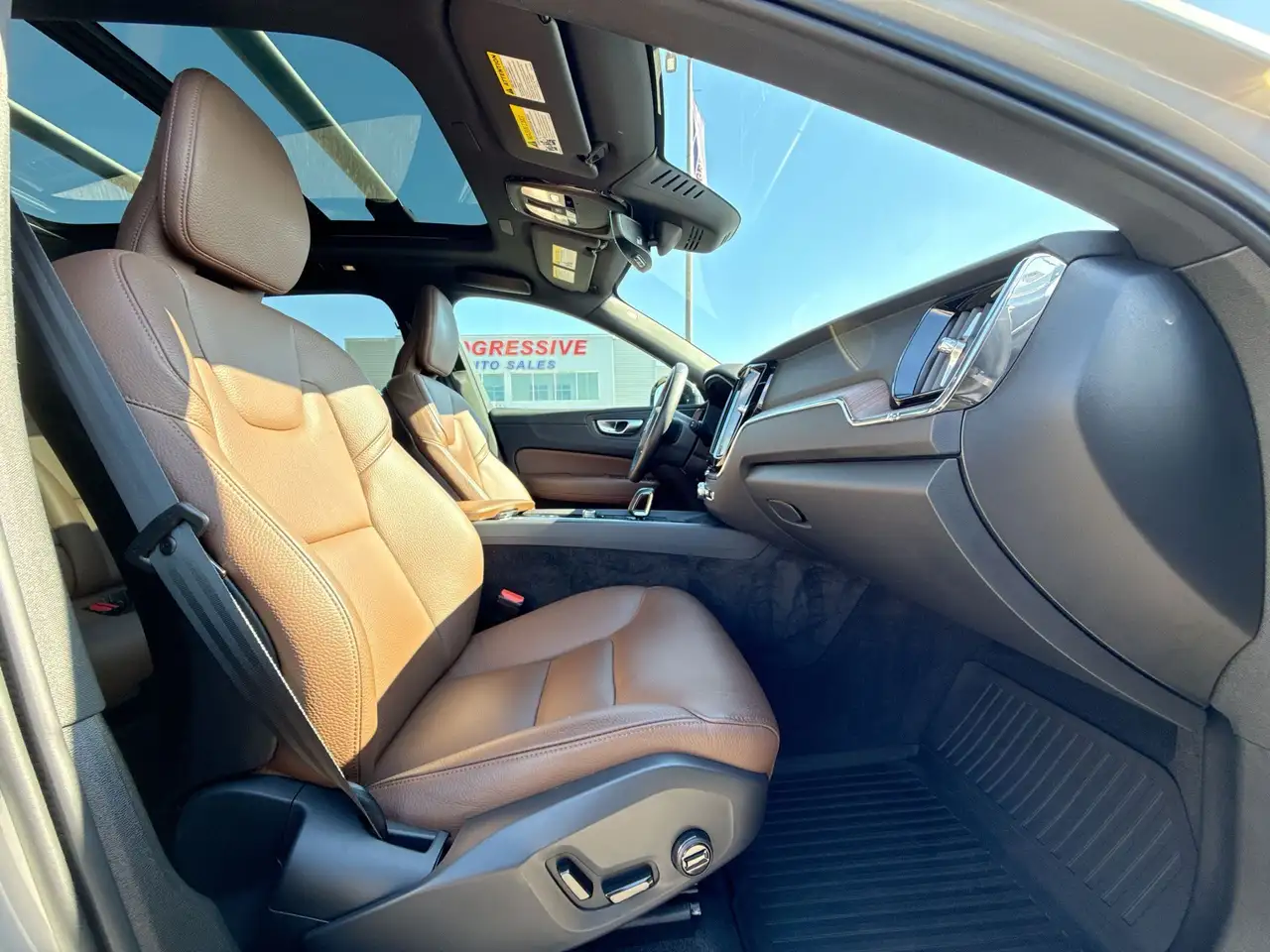 Volvo XC60 photo Volvo XC60