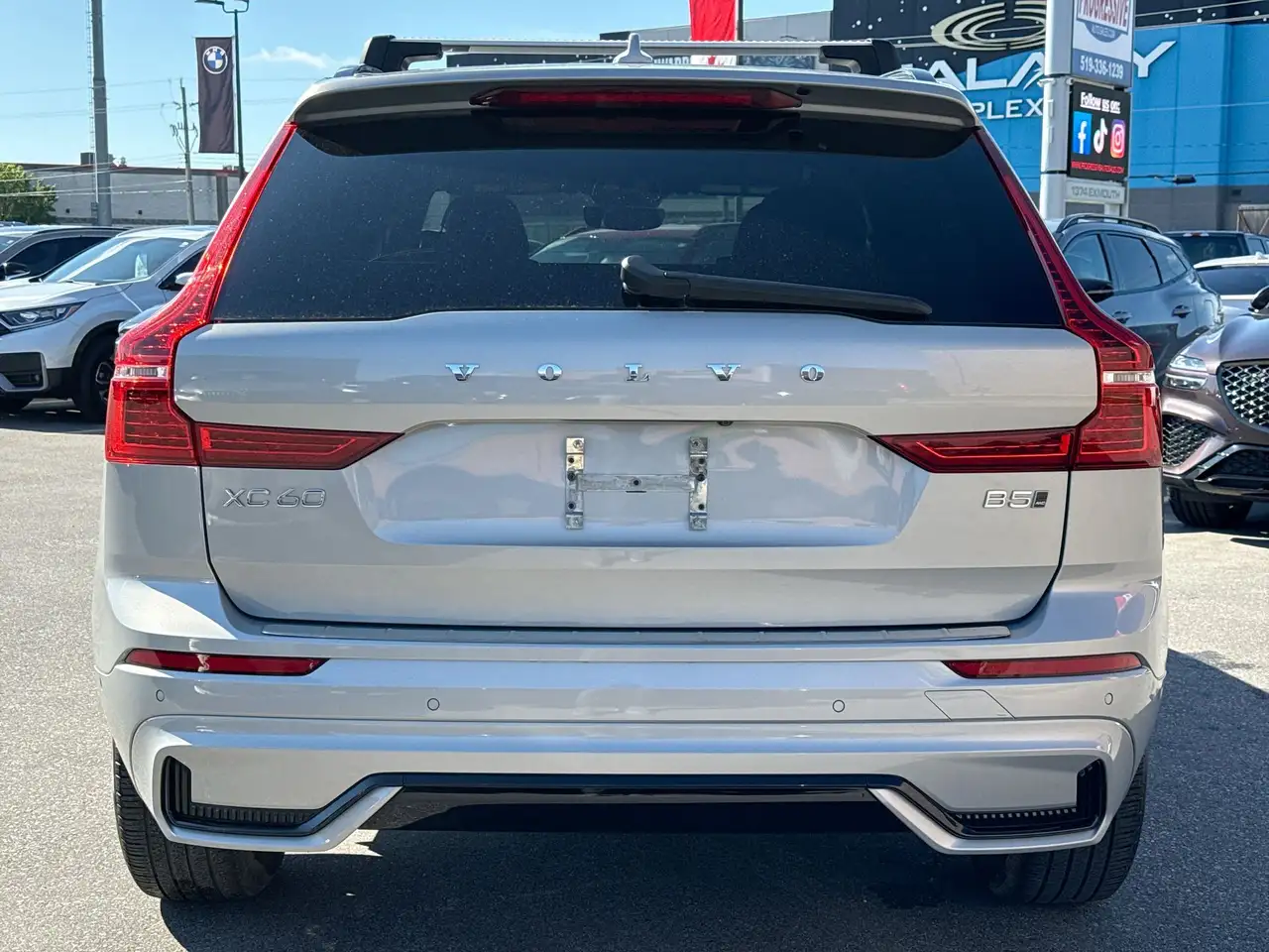 Volvo XC60 photo Volvo XC60
