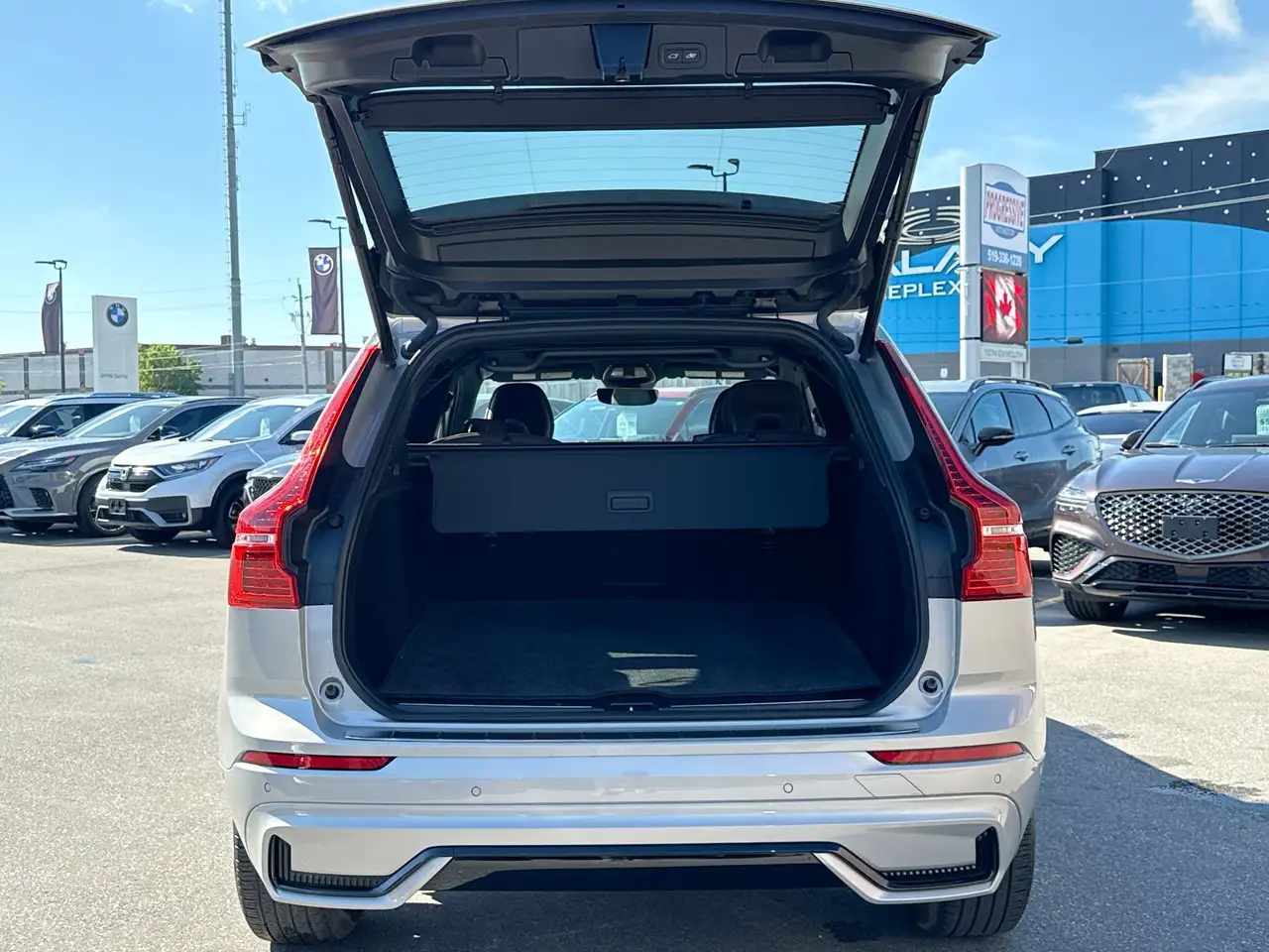 Volvo XC60 photo Volvo XC60
