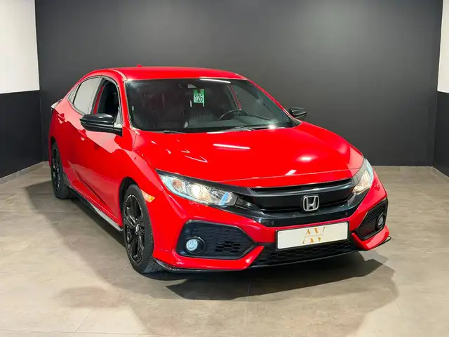 Honda Civic Civic 1.0 i-VTEC Executive (EU6.2)