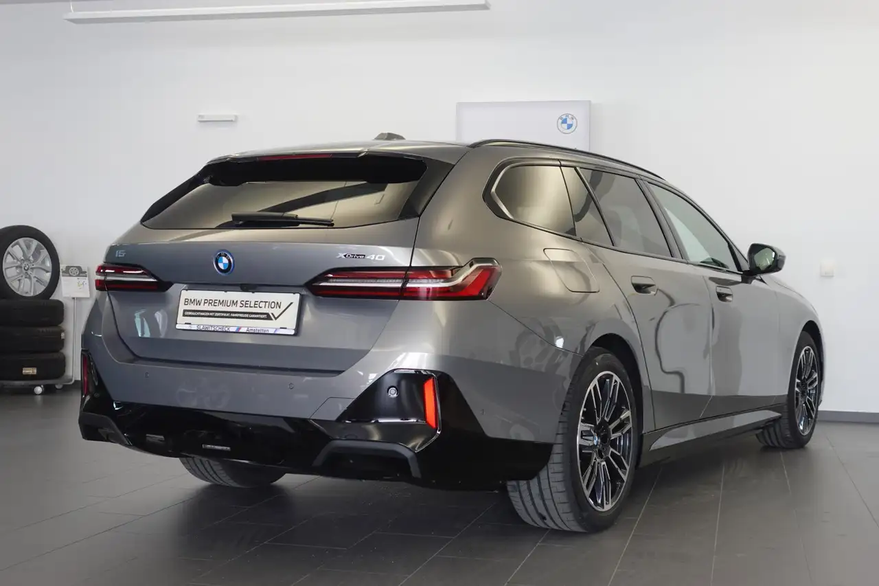 BMW i5 2026