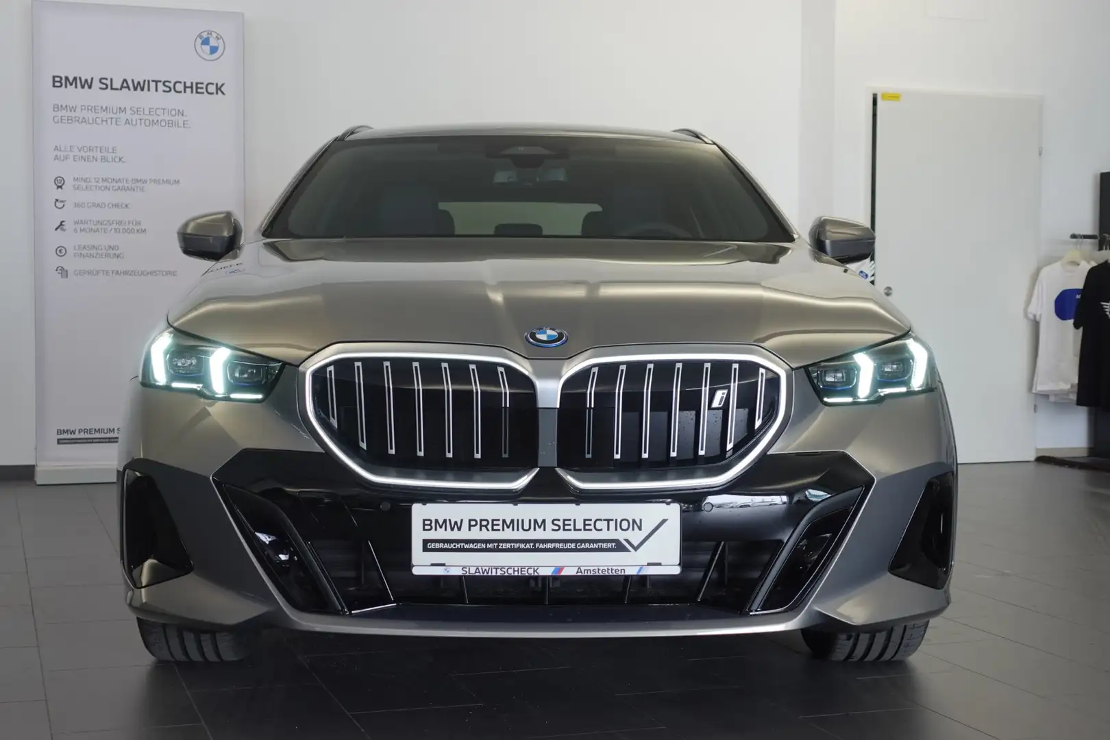 BMW i5 xDrive40 G61 Grau - 2