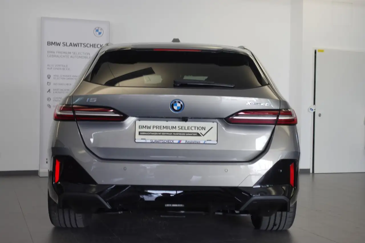 BMW i5 2026