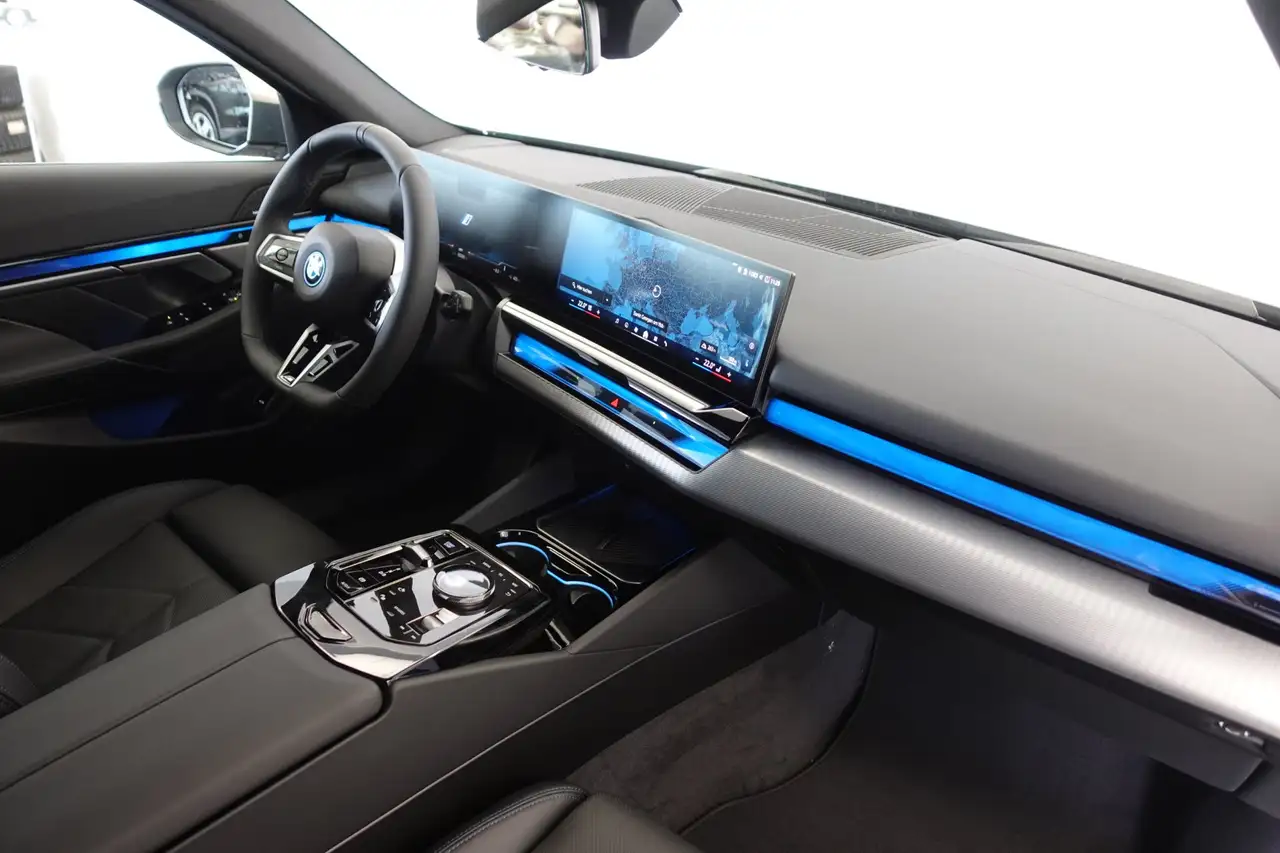 BMW i5 2026