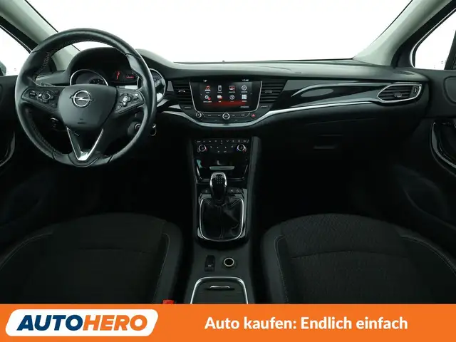 Opel Astra view 12