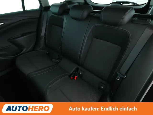 Opel Astra view 14