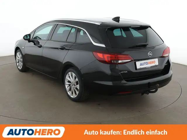 Opel Astra view 4
