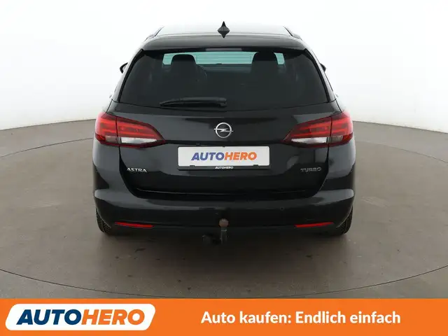 Opel Astra view 5