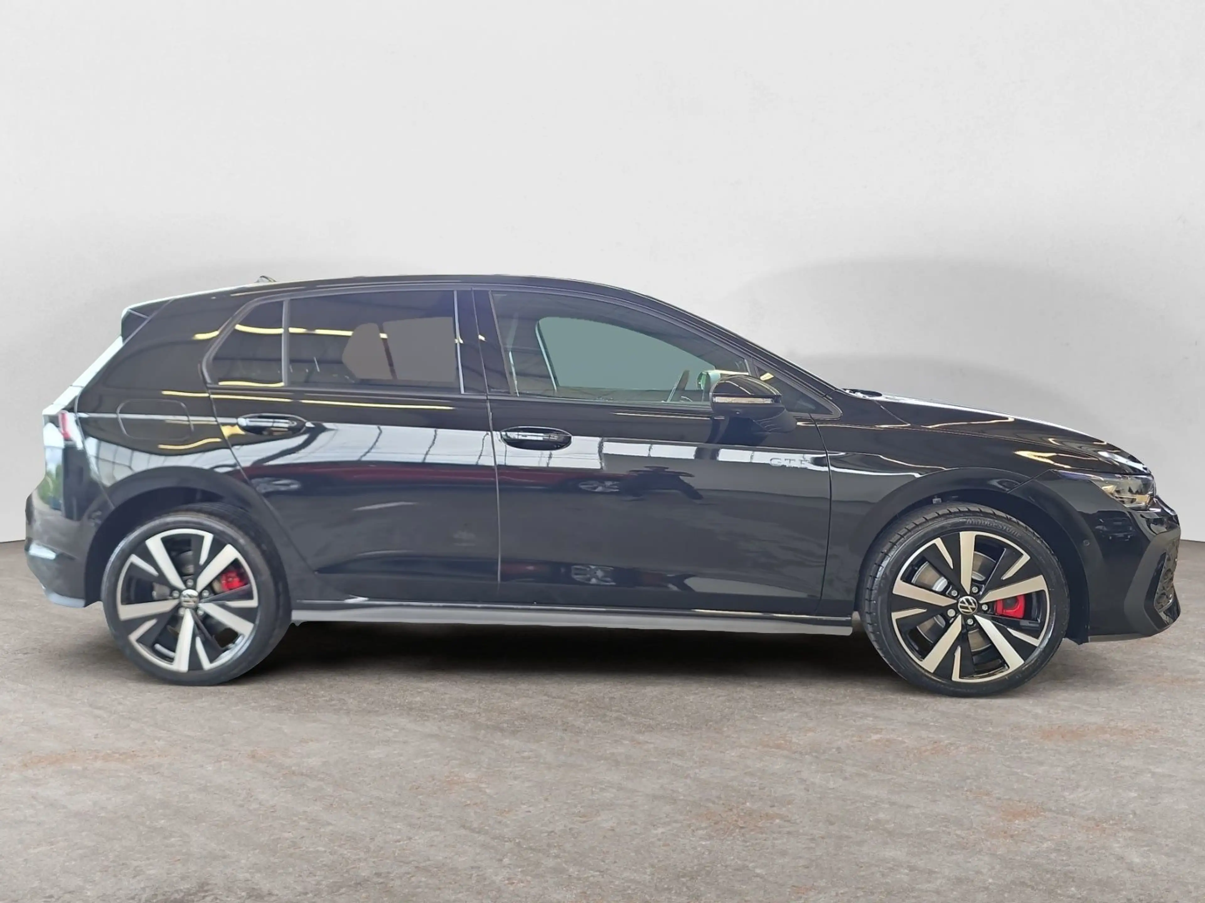 Volkswagen Golf GTE GTE 1.5 TSI eHybrid — photo 9