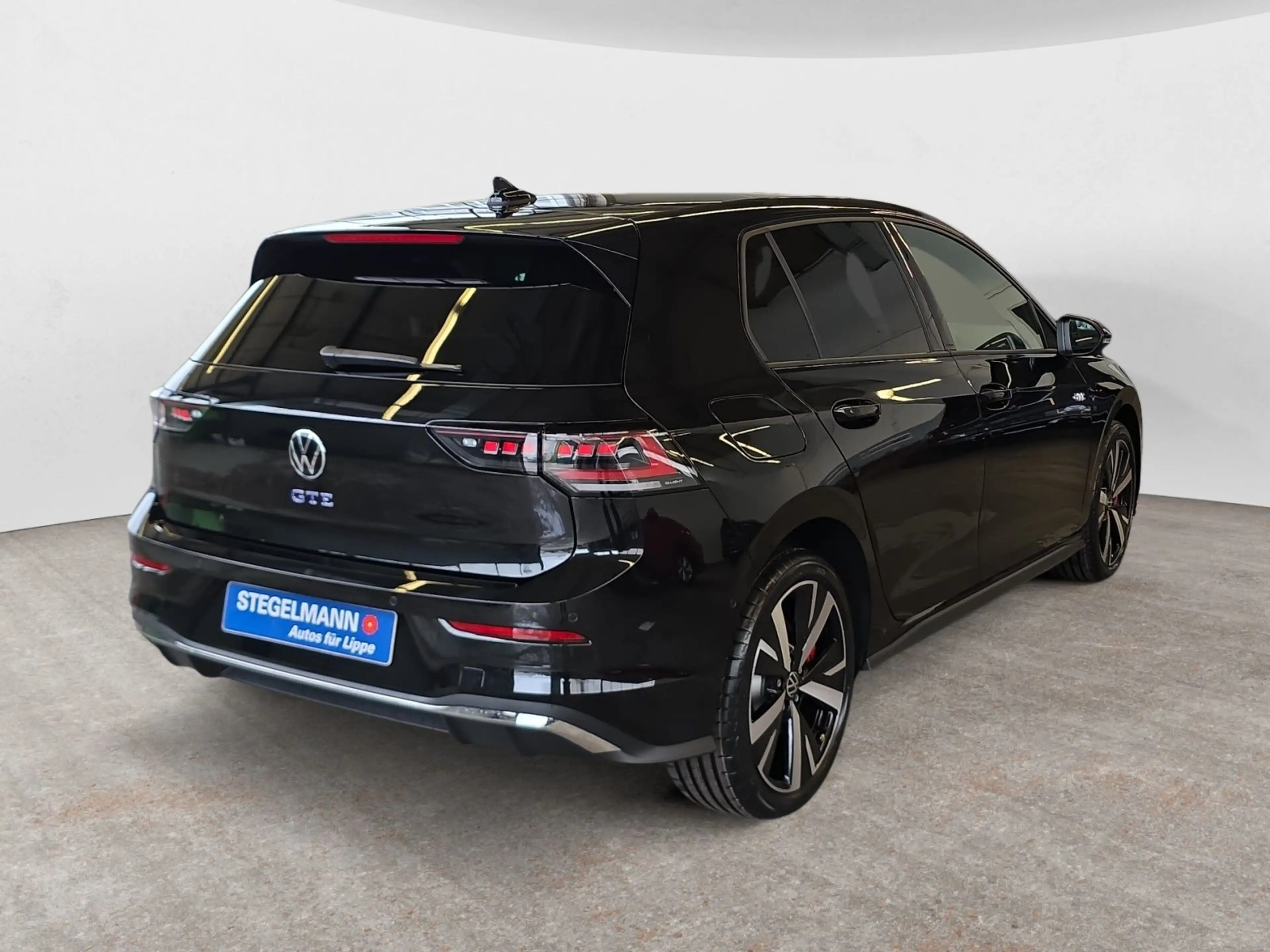 Volkswagen Golf GTE GTE 1.5 TSI eHybrid — photo 8