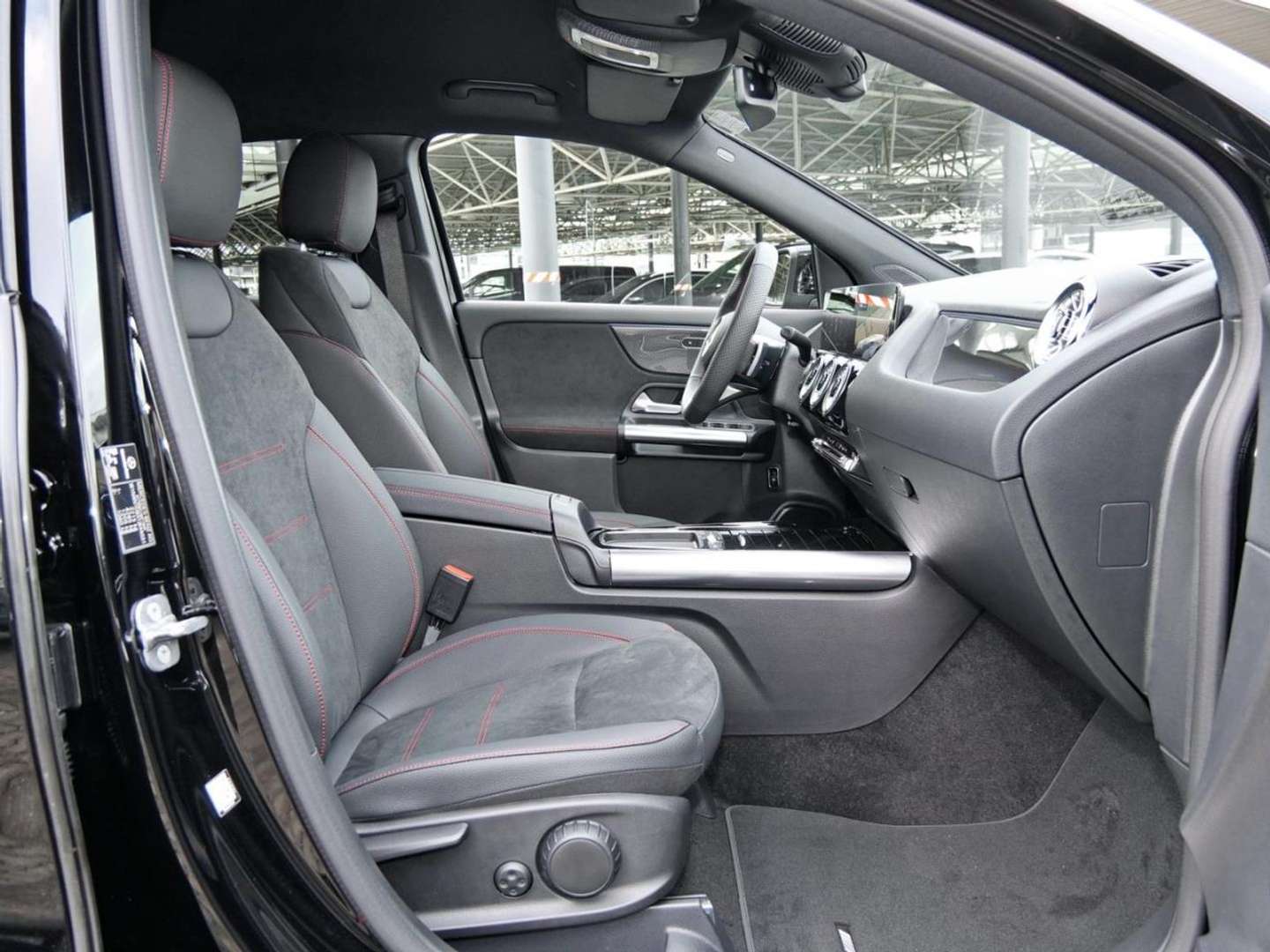 Mercedes GLA 200 AMG Line -  - Joinsteer - #5