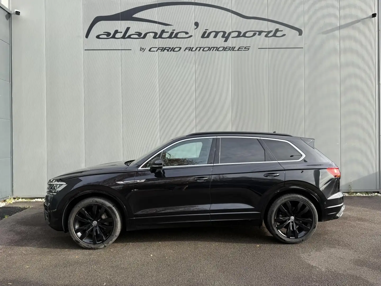 Volkswagen Touareg 3.0 V6 TDI 286 4M R-LINE Schwarz - 2