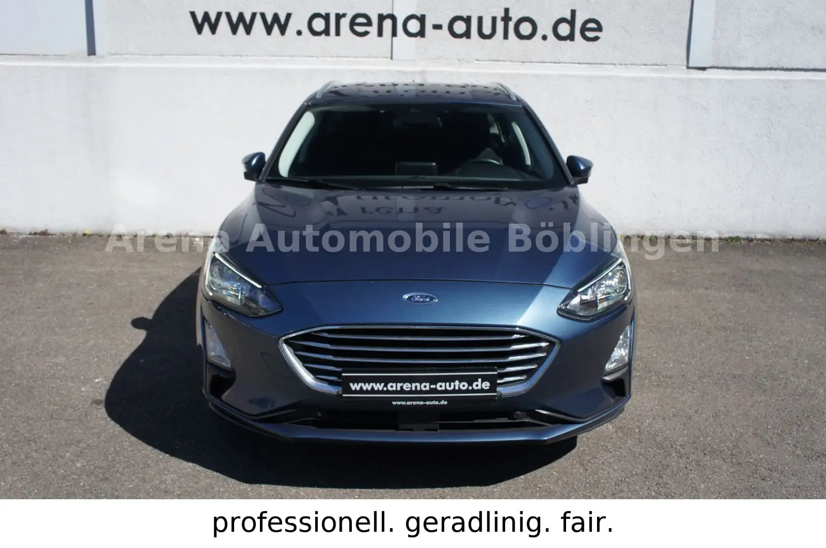 Ford Focus Turnier 2.0 TDCI Titanium Aut.*LED*AHK* Bleu - 2