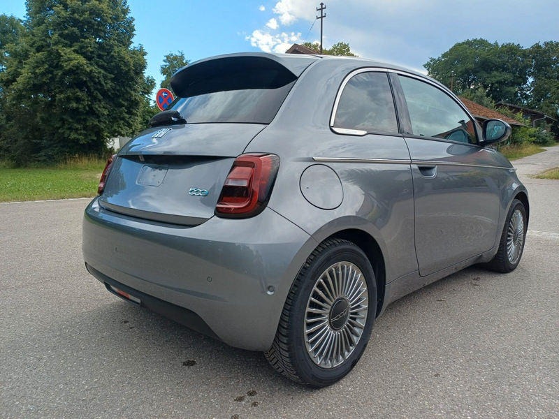 Fiat 500e Comfort Style SHZ PDC RFK Lane — photo 5