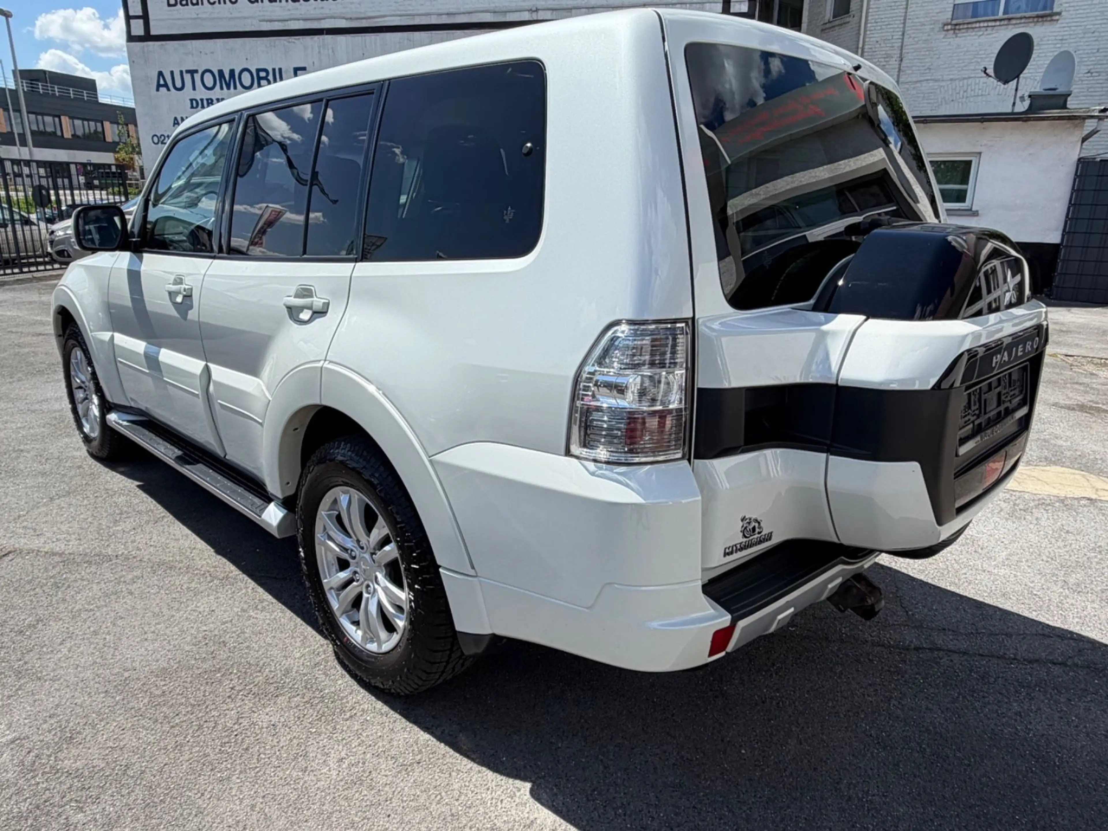 Mitsubishi Pajero 3.2 DI-D SUV-Star ! TOP ZUSTAND ! — photo 4