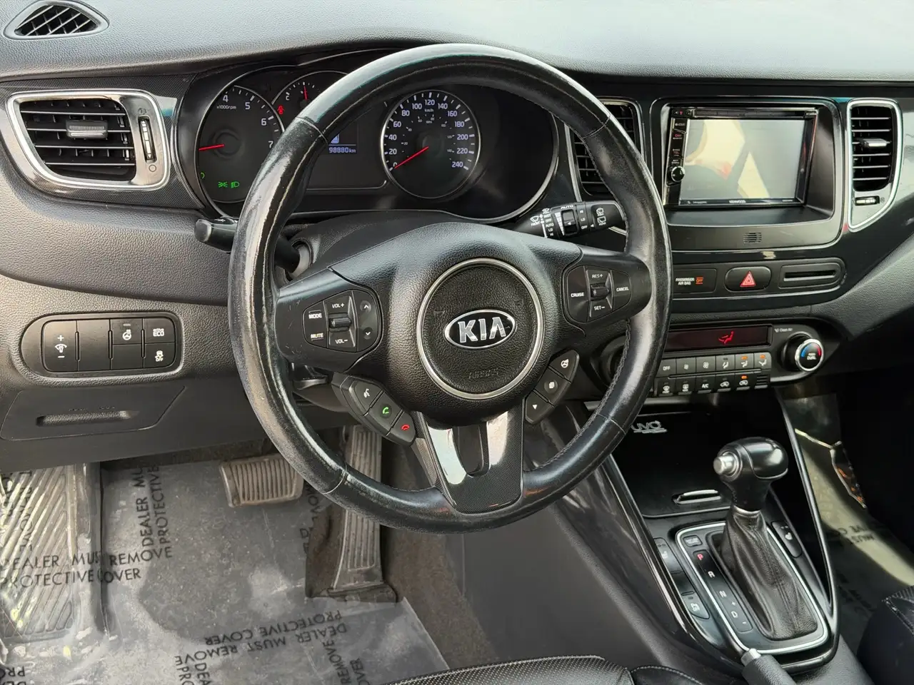 Kia Rondo photo Kia Rondo