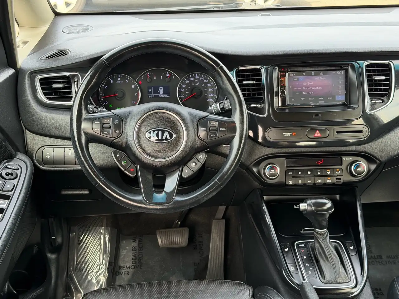 Kia Rondo photo Kia Rondo