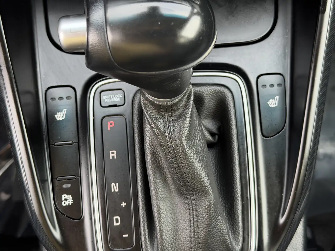 Kia Rondo photo Kia Rondo