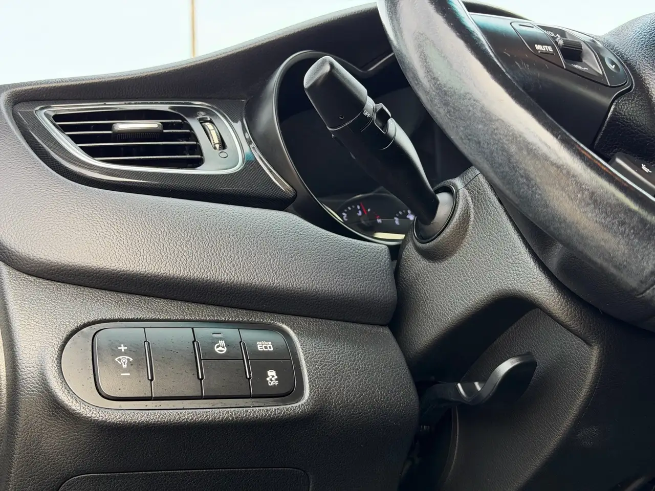 Kia Rondo photo Kia Rondo