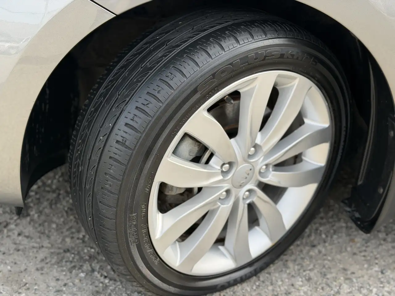 Kia Rondo photo Kia Rondo