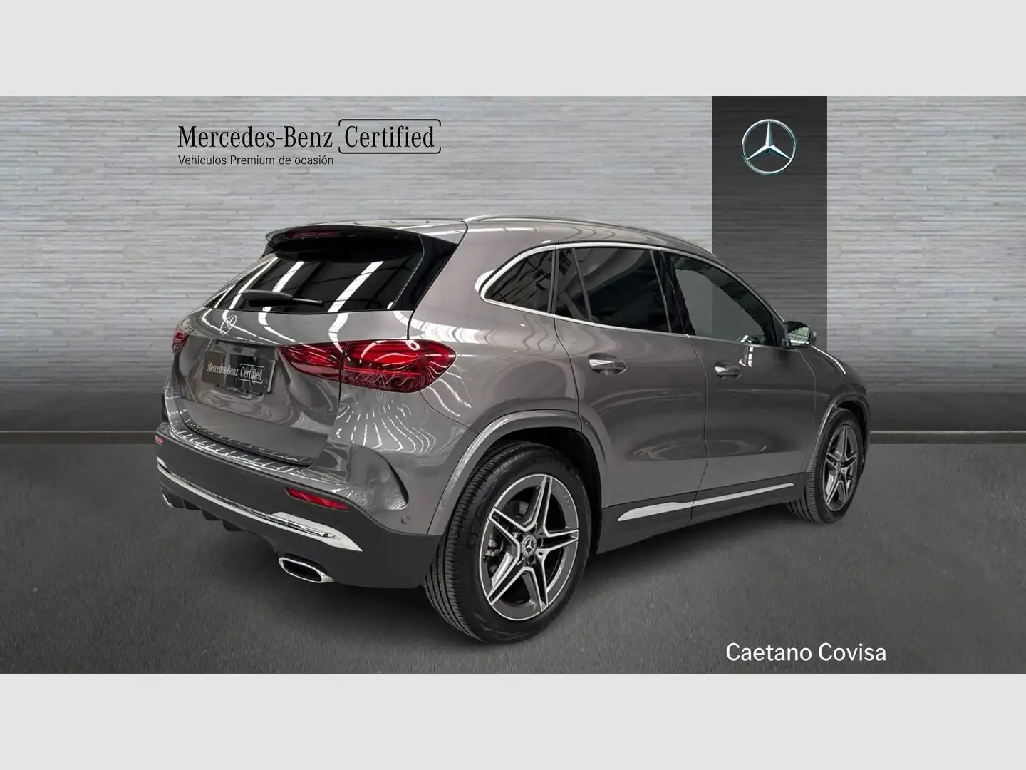 Mercedes-Benz GLA 200 Gris - 2