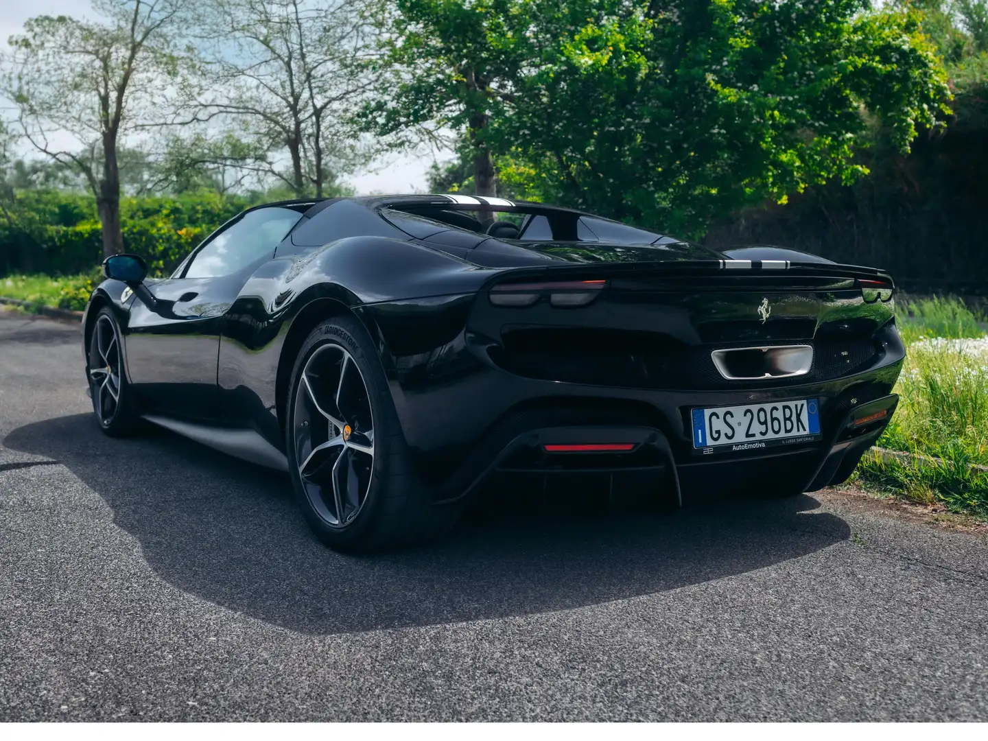 Ferrari 296 PREZZO IRRIPETIBILE AUTO PARI AL NUOVO Negru - 2