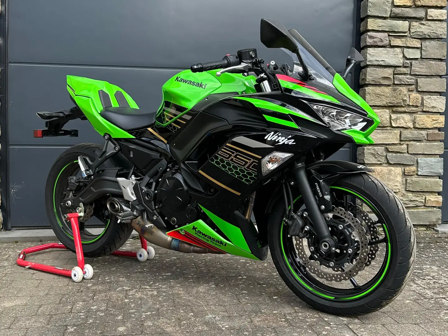Kawasaki Ninja 650 KRT Performance Zelená - 2